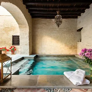 Palacio Bucarelli Aparthotel
