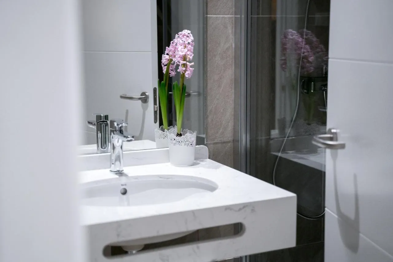 Arco Macarena Lofts Aparthotel Seville